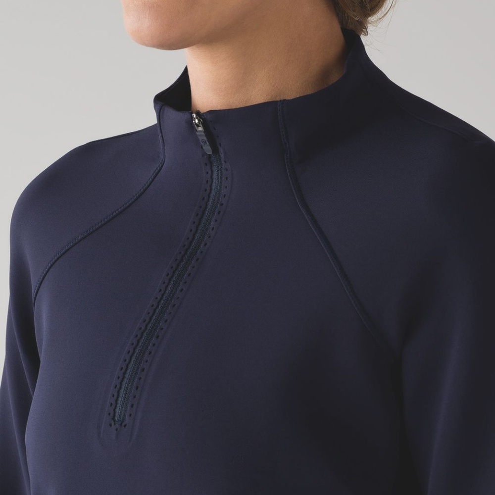 EUC Kicking Asphalt 1/2 Zip Midnight Navy